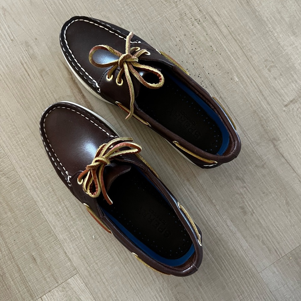 Sperry Brown Leather Loafers with Tan Laces